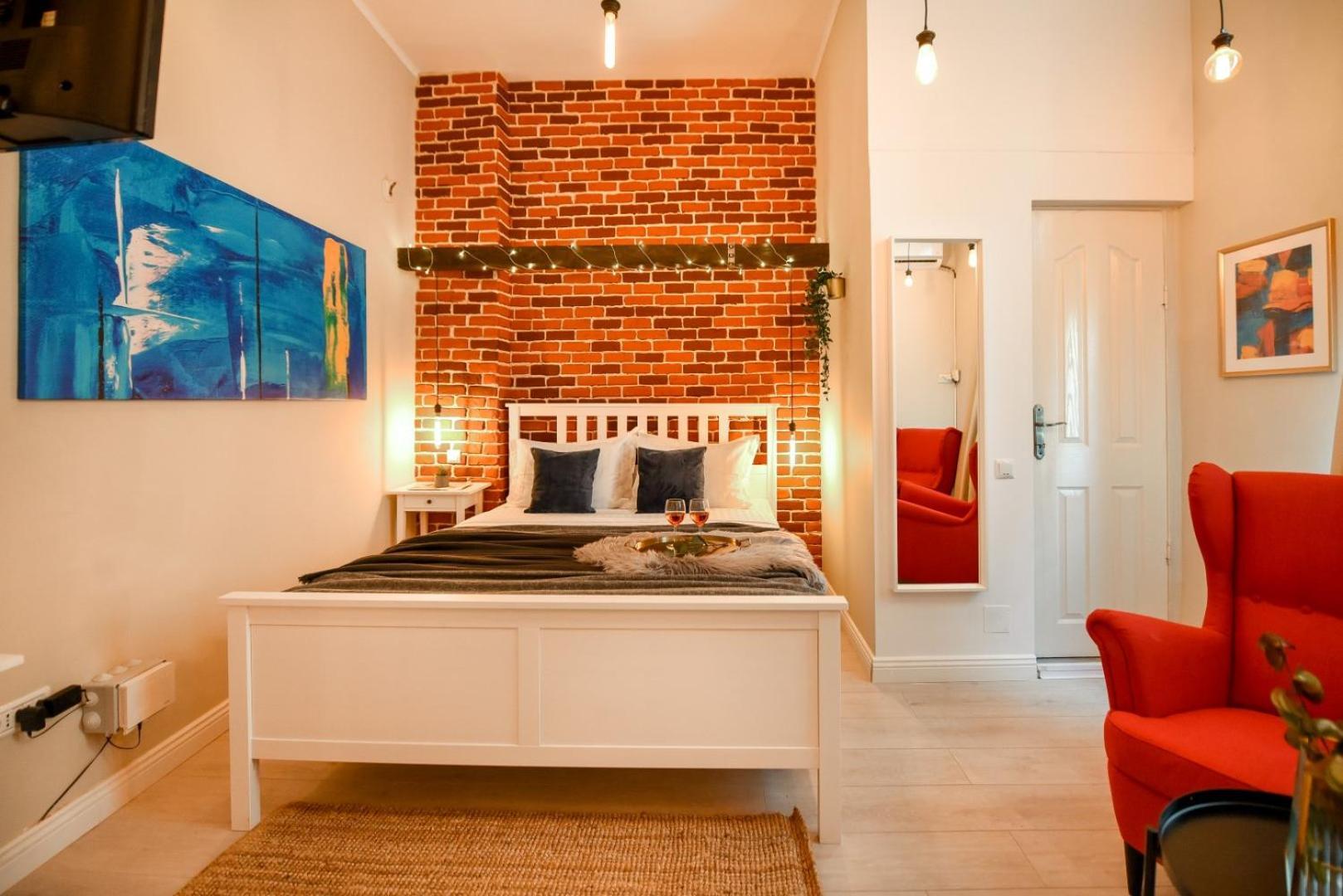 Elegant Studio - Urban Escape In Бухарест Экстерьер фото